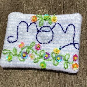 Floral Embroidered 'Mom' Brooch